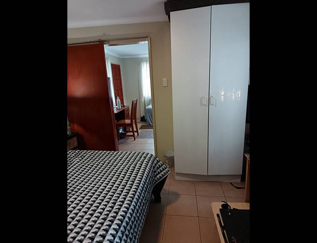 1 bed property to rent in THE REEDS